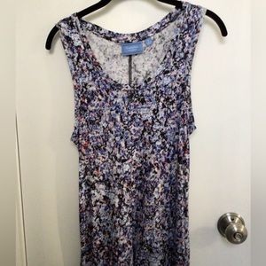 Sleeveless long print tank top